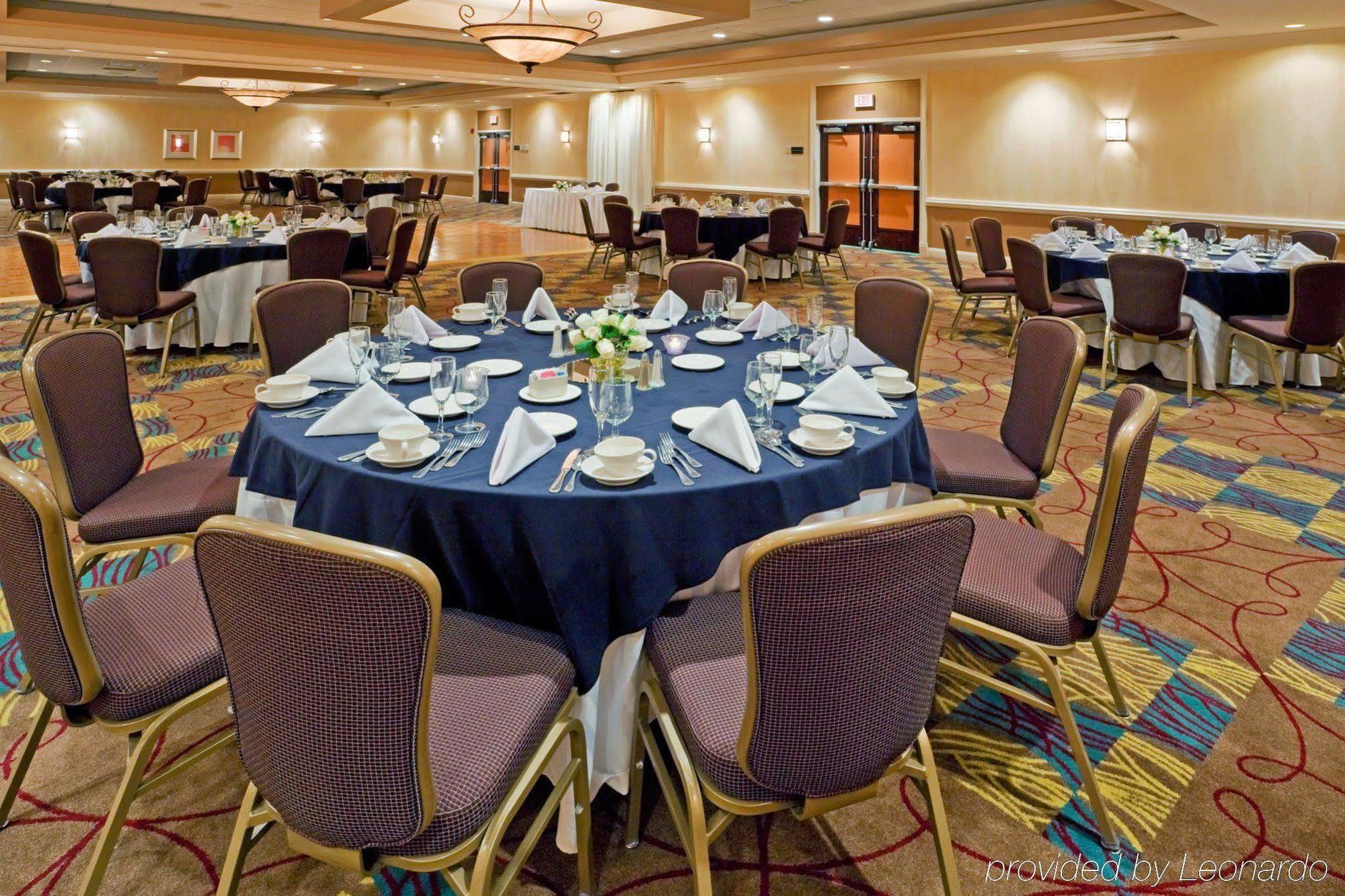 Wyndham Philadelphia-Bucks County Hotel Feasterville-Trevose Restaurant photo